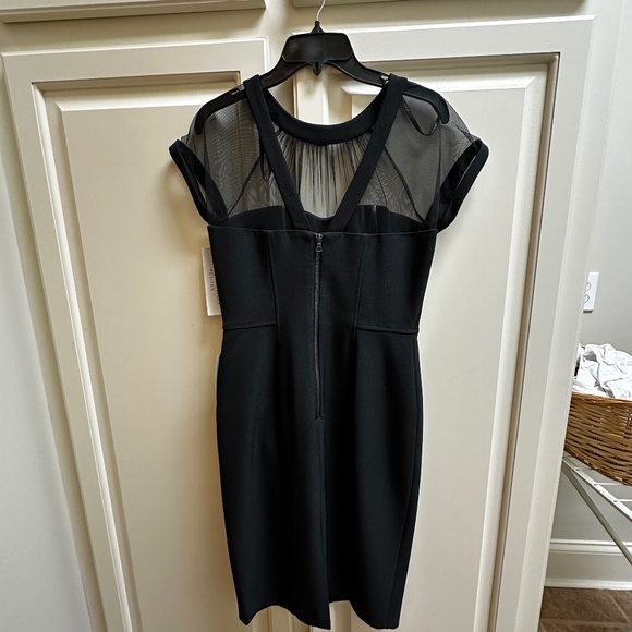 Maggie London Illusion Yoke Crepe Cocktail Dress - Picture 2 of 3